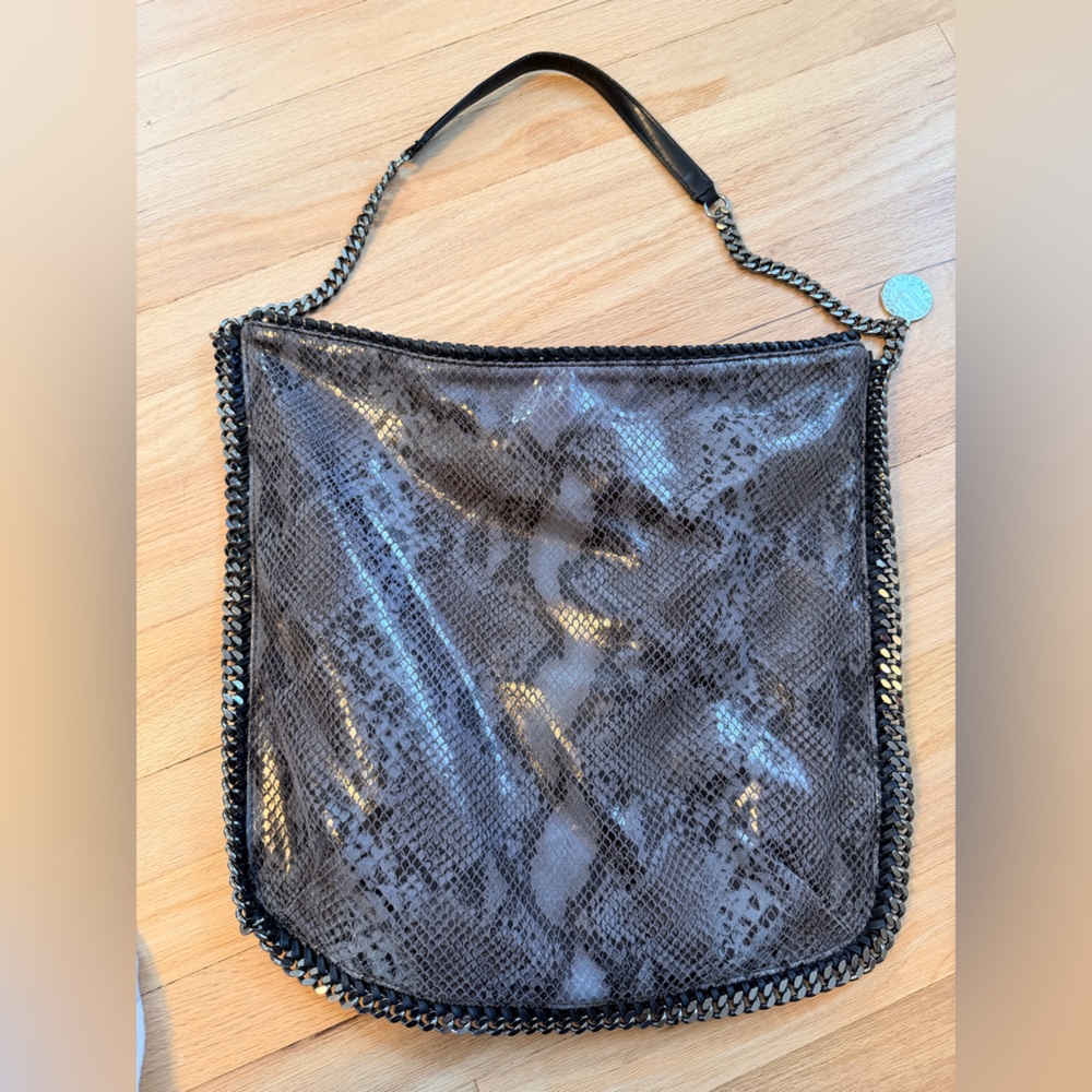Stella McCartney Snake-Embossed Chain Shoulder Bag - Black - Picture 3 of 9